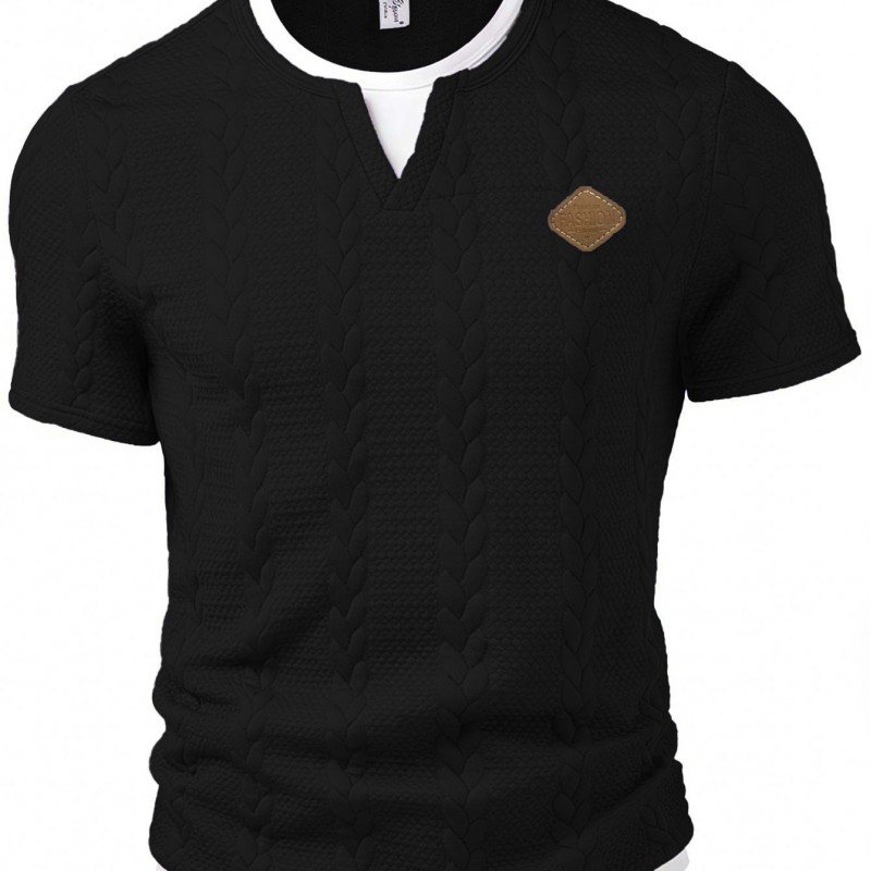 Camiseta Masculina Casual de Manga Curta com Efeito Duas Peças e Corte Ajustado