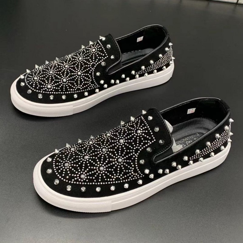 Sapatos Casuais Masculinos com Rebites e Respirabilidade