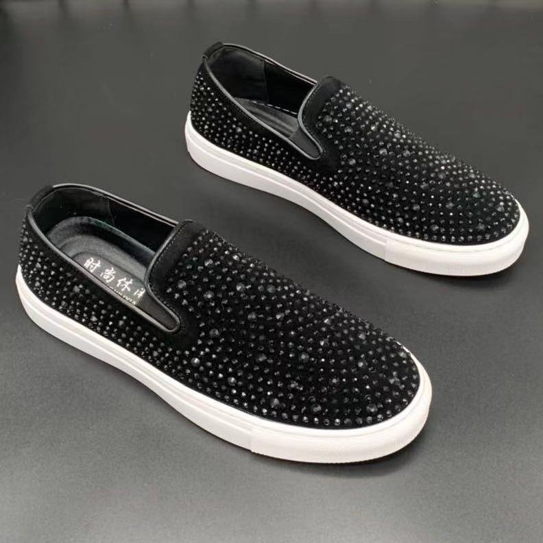 Sapatos Casuais Masculinos com Rebites e Respirabilidade