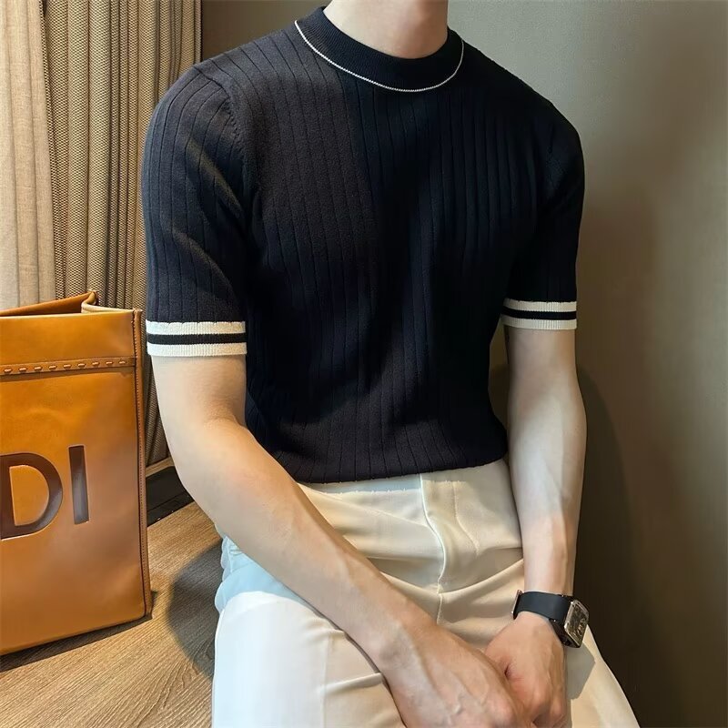 Camiseta de Tricô Masculina de Manga Curta em Ice Silk com Gola Redonda e Corte Ajustado