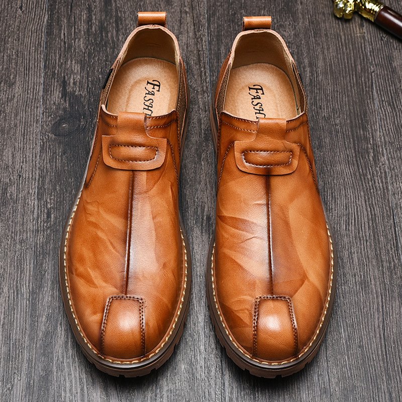 Sapatos de Couro Casuais Masculinos Modelo Loafer