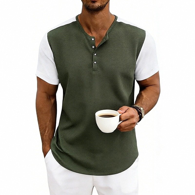 Camiseta Henley Masculina de Manga Curta, Corte Largo e Cores Contrastantes