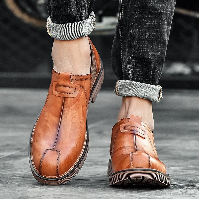 Sapatos de Couro Casuais Masculinos Modelo Loafer