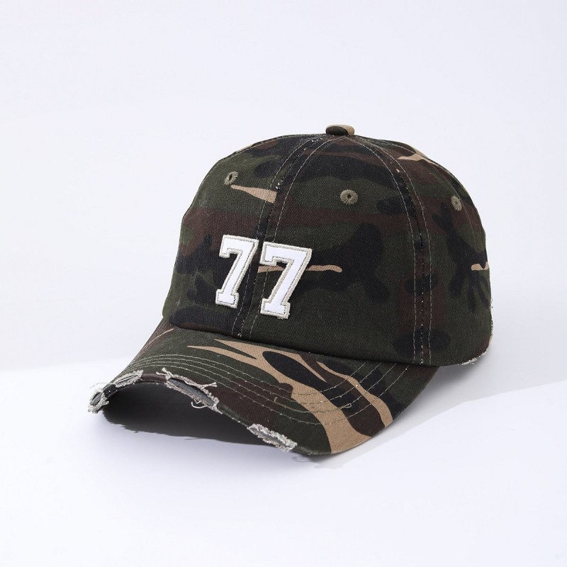 Boné Masculino de Camuflagem Multicolorida com Recortes Bordados e Aba Curva — Proteção Solar, para Passeios de Casal e Dança de Rua