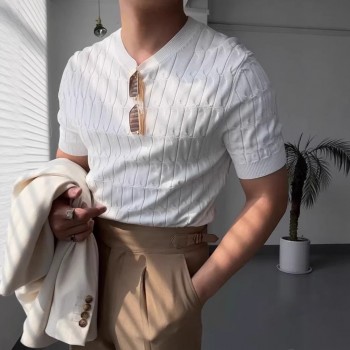 Blusa Masculina Casual de Tricô de Manga Curta, Cor Sólida
