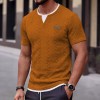 Camiseta Masculina Casual de Manga Curta com Efeito Duas Peças e Corte Ajustado