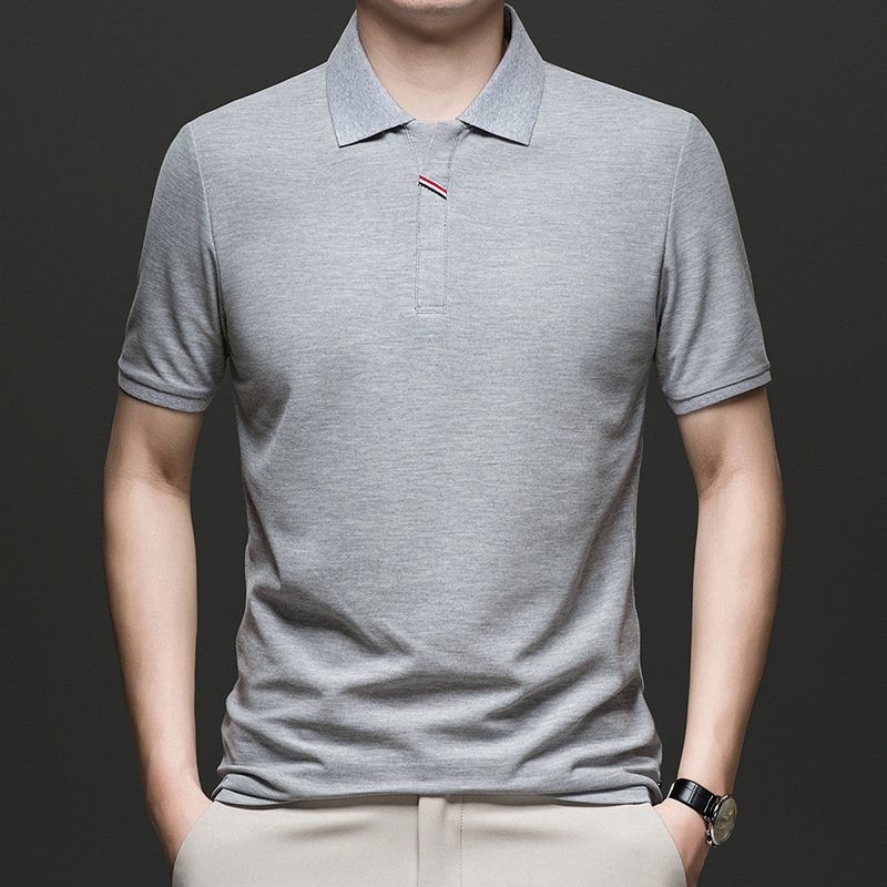 Camiseta Masculina Simples e Casual com Gola Lapela