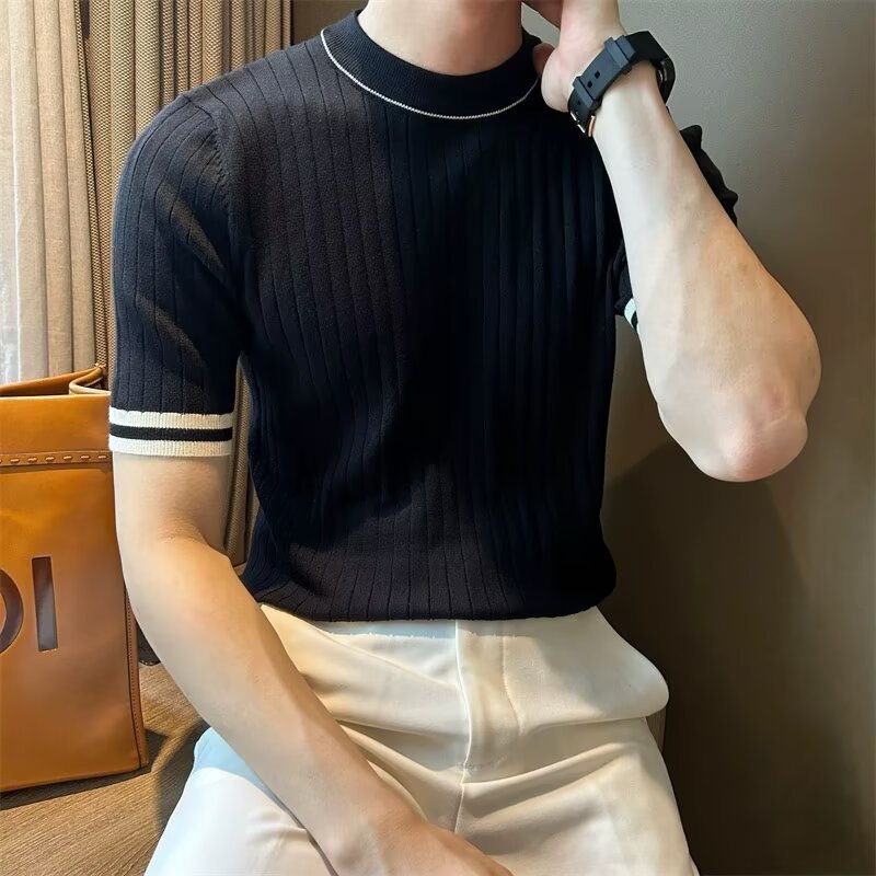 Camiseta de Tricô Masculina de Manga Curta em Ice Silk com Gola Redonda e Corte Ajustado
