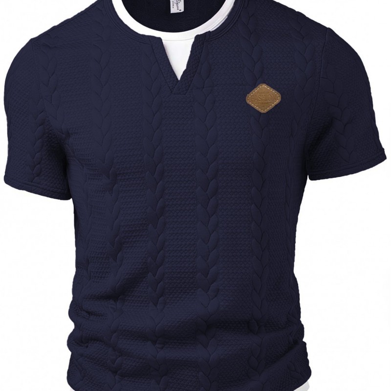 Camiseta Masculina Casual de Manga Curta com Efeito Duas Peças e Corte Ajustado