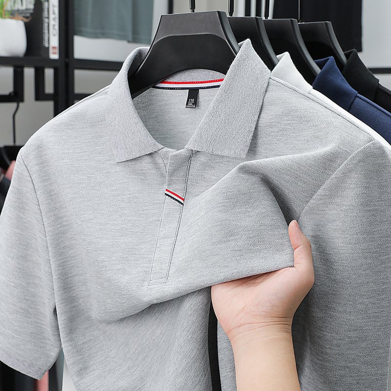Camiseta Masculina Simples e Casual com Gola Lapela